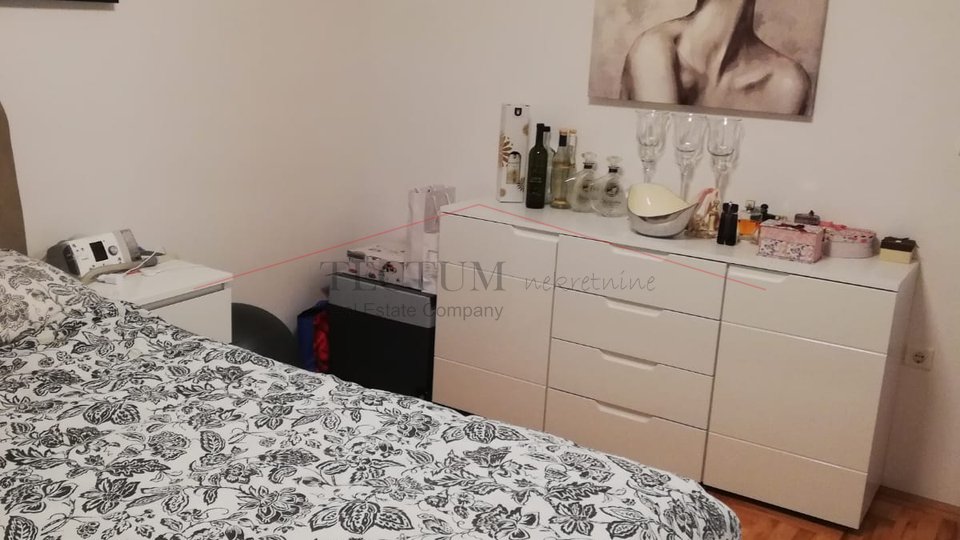 POSEDARJE, APARTMAN 42M2, NOVIJA GRADNJA, NAMJEŠTEN!